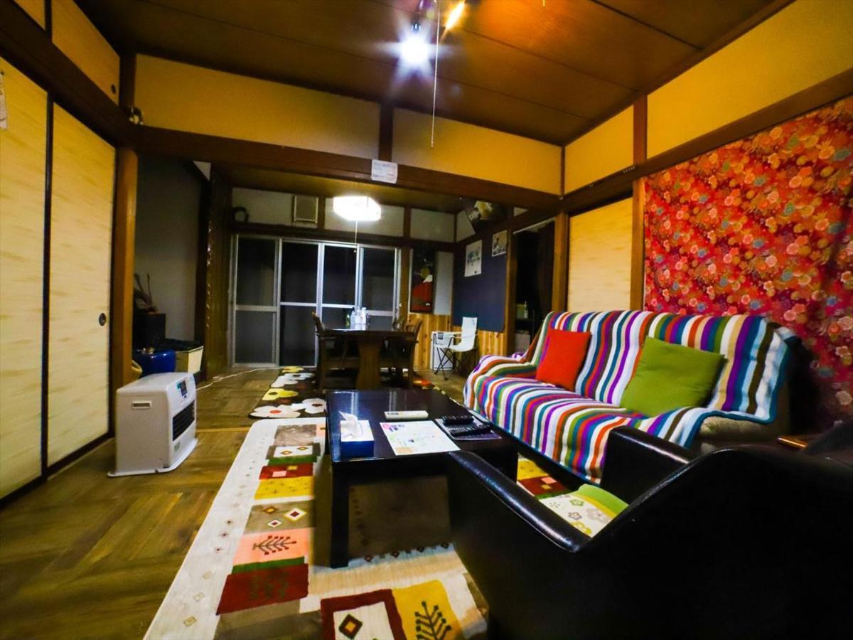 פוג'ינומיה Guest House Tokiwa מראה חיצוני תמונה
