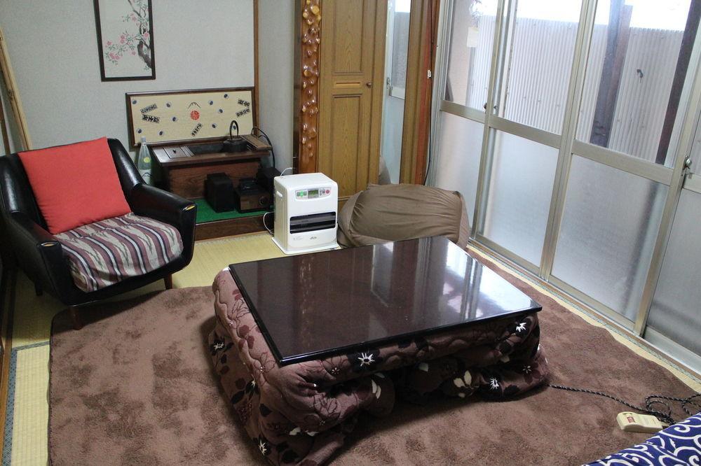 פוג'ינומיה Guest House Tokiwa מראה חיצוני תמונה