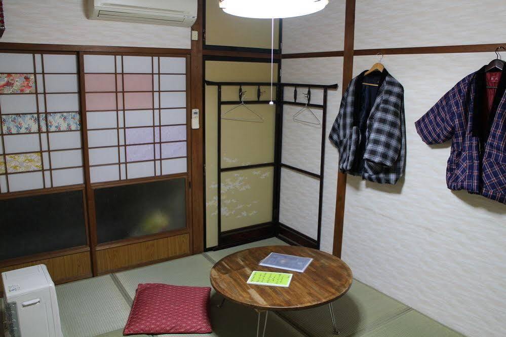 פוג'ינומיה Guest House Tokiwa מראה חיצוני תמונה